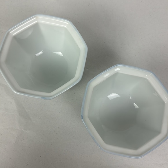 (2) Arita Ware Color of the Seasons Bowls White Blue Pink Flowers Japan pottery - Picture 7 of 10